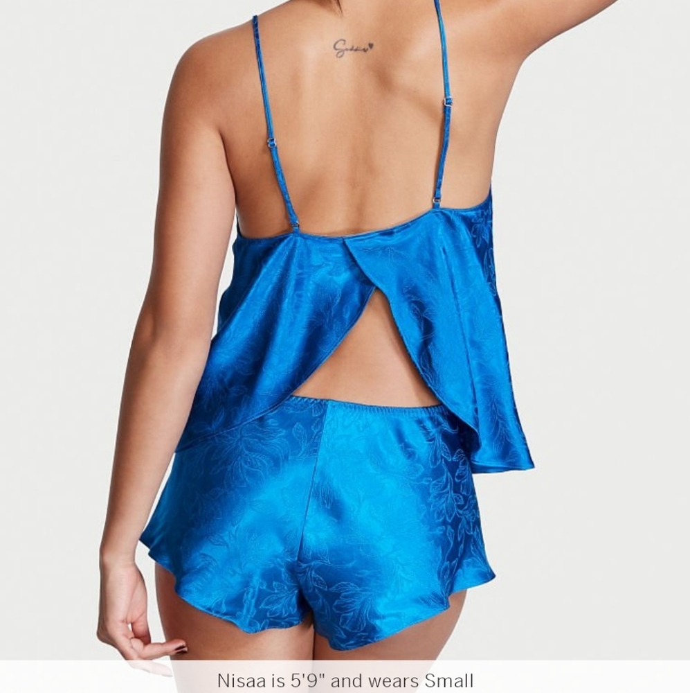 Victoria Secrete Drapped Back Sleep Set